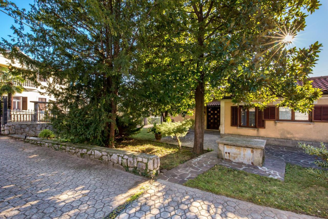 Apartment Carmen Matulji Exterior foto